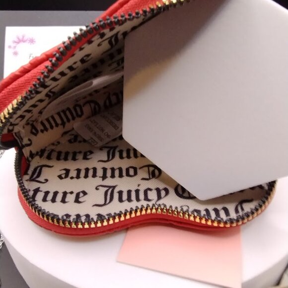 Juicy Couture Heart Shaped Red Wristlet Wallet - Picture 5 of 5